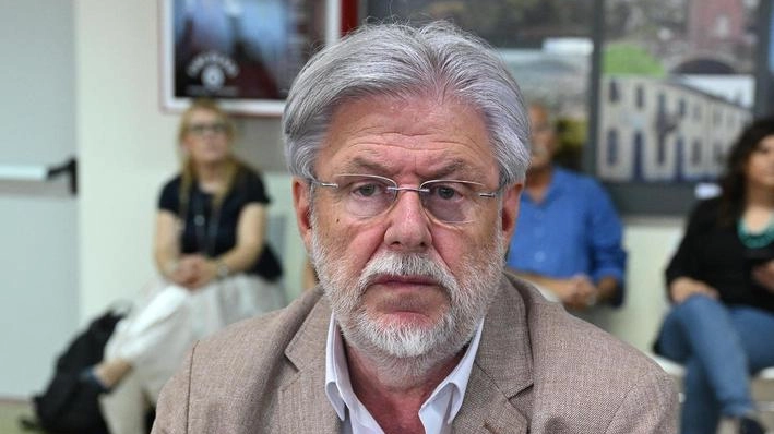 Paolo Rontani è stato candidato sindaco alle ultime elezioni comunali sfidando proprio Giordano Del Chiaro