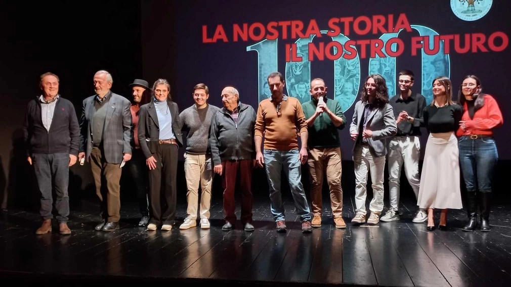 Un momento della festa per il centenario della Filarmonica di San Donato in Poggio Un momento della festa per il centenario della Filarmonica di San Donato in Poggio