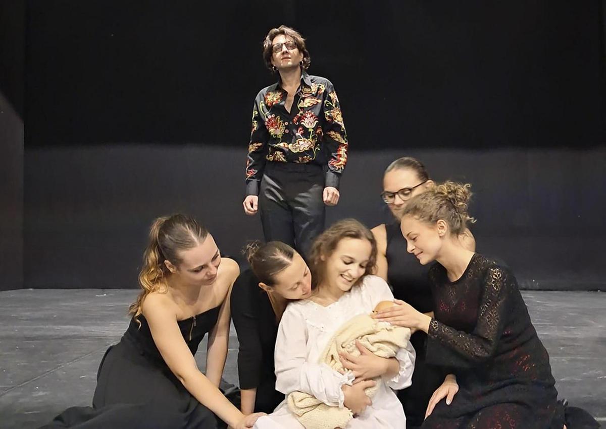 La stagione teatrale. Abbonamenti e novità