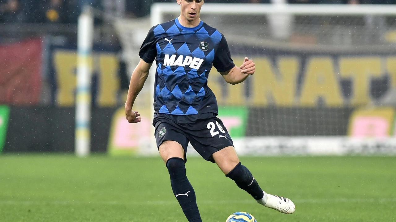Cas Odenthal è un calciatore olandese, classe 2000, difensore del Sassuolo Cas Odenthal è un calciatore olandese, classe 2000, difensore del Sassuolo