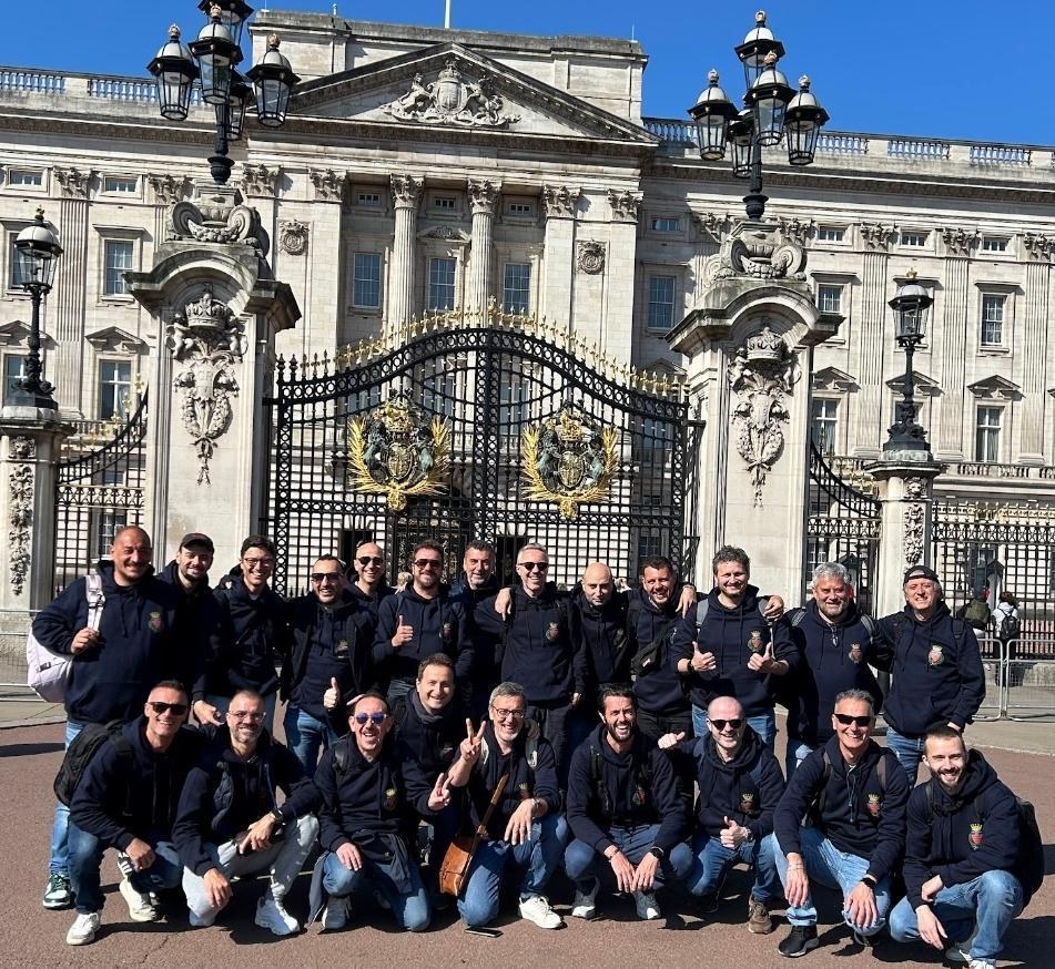 Longobarda pratese. Partita cult a Londra Longobarda pratese. Partita cult a Londra