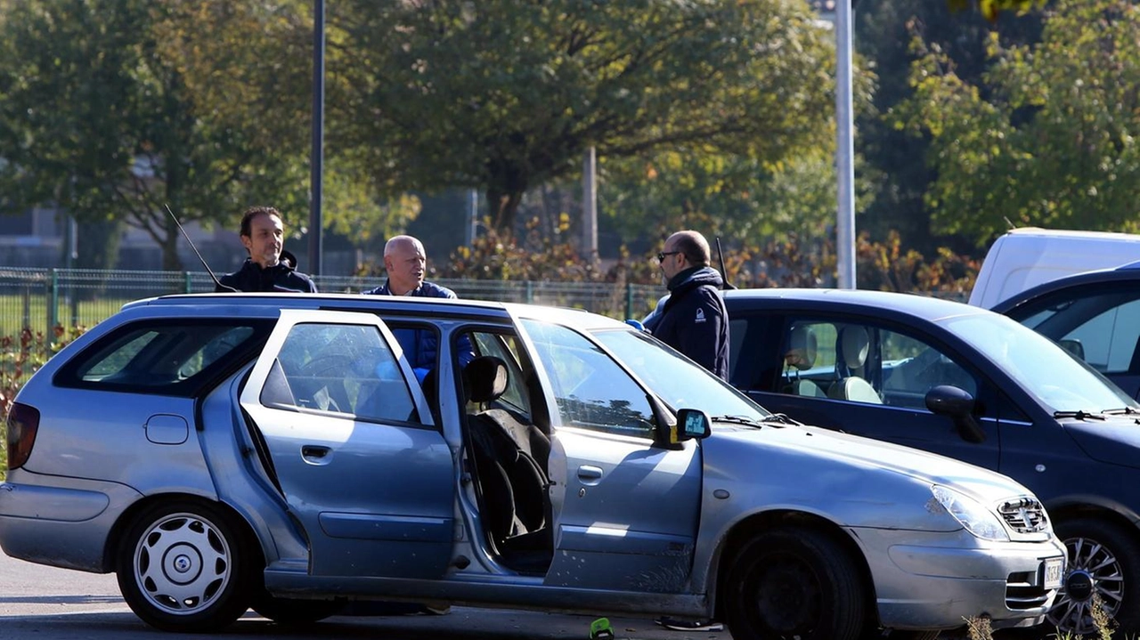 La scena del delitto in cui è stato ucciso. Salvatore Postiglione (Foto Preziotti) La scena del delitto in cui è stato ucciso. Salvatore Postiglione (Foto Preziotti)