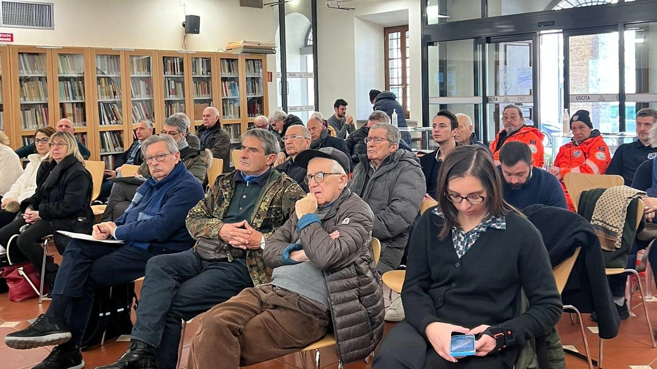 L’amministrazione aiuta la cittadinanza a capire le tematiche informatiche. Nel primo incontro si è parlato dello Spid e della carta d’identità digitale. L’amministrazione aiuta la cittadinanza a capire le tematiche informatiche. Nel primo incontro si è parlato dello Spid e della carta d’identità digitale.