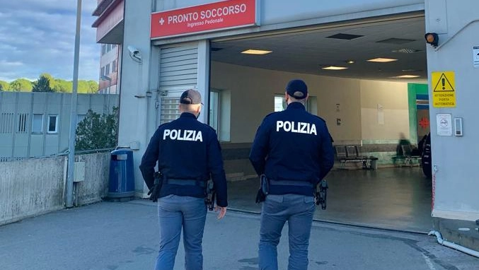 L'uomo è stato arrestato dalla polizia L'uomo è stato arrestato dalla polizia