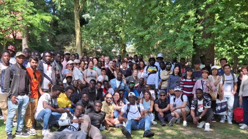 Festa per la consegna dei diplomi agli studenti della Scuola di italiano di Sant'Egidio Festa per la consegna dei diplomi agli studenti della Scuola di italiano di Sant'Egidio