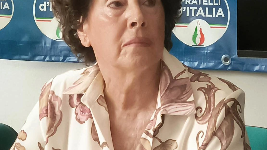 L’assessore rilancia il dialogo e fa appello alla responsabilità dei dipendenti. L’aut-aut dei sindacati: "C’è tempo fino al 1° settembre: non torniamo indietro". .