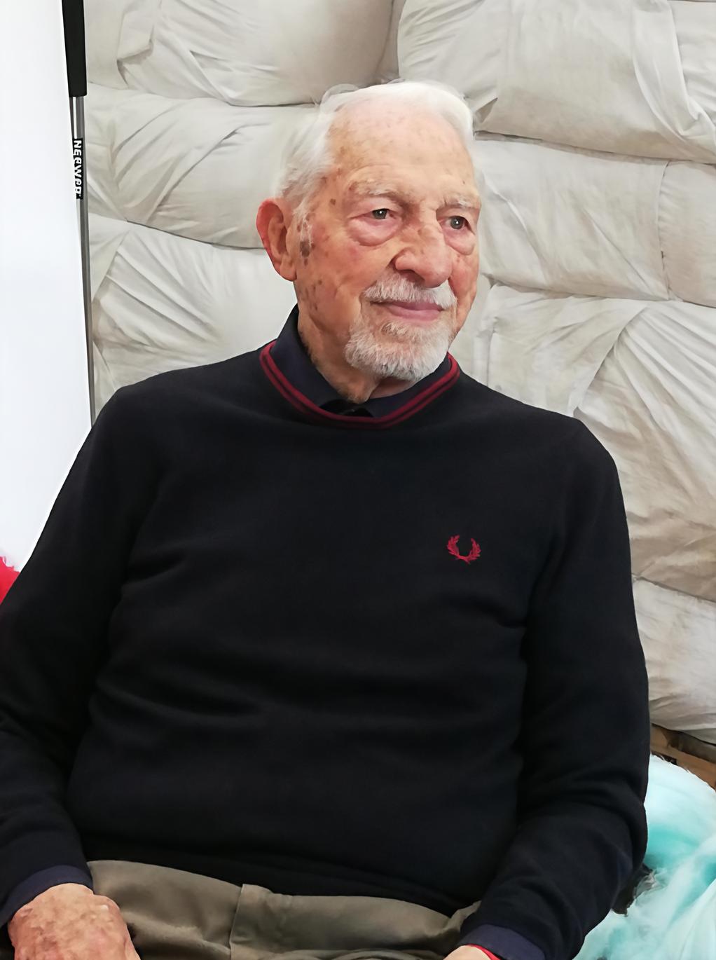 Una folla per Lucchesi. Addio a un gigante: "Ha rappresentato il dinamismo pratese" Una folla per Lucchesi. Addio a un gigante: "Ha rappresentato il dinamismo pratese"