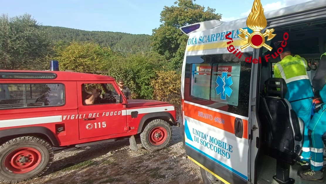 Escursionista salvata dopo la caduta su un sentiero in Mugello Escursionista salvata dopo la caduta su un sentiero in Mugello