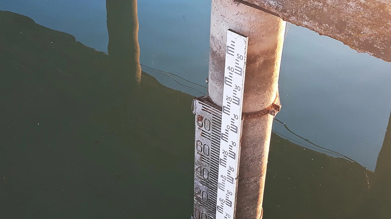 Crisi idrica nel lago Trasimeno Crisi idrica nel lago Trasimeno