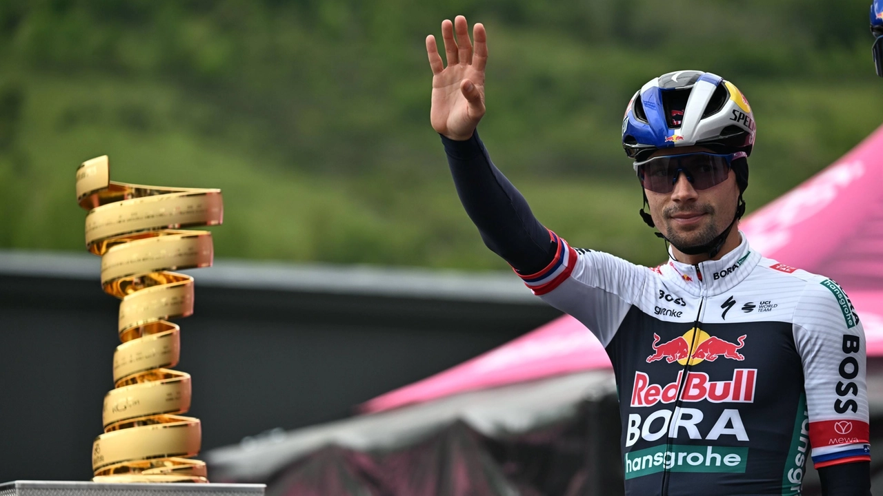 Roglic, da ieri maglia rosa Roglic, da ieri maglia rosa