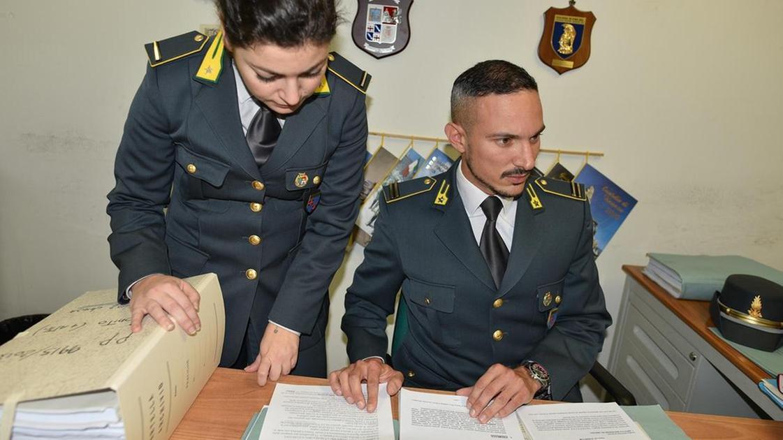 Imprenditore della Garfagnana Arrestato per Bancarotta Fraudolenta: L'Operazione della Finanza di Lucca