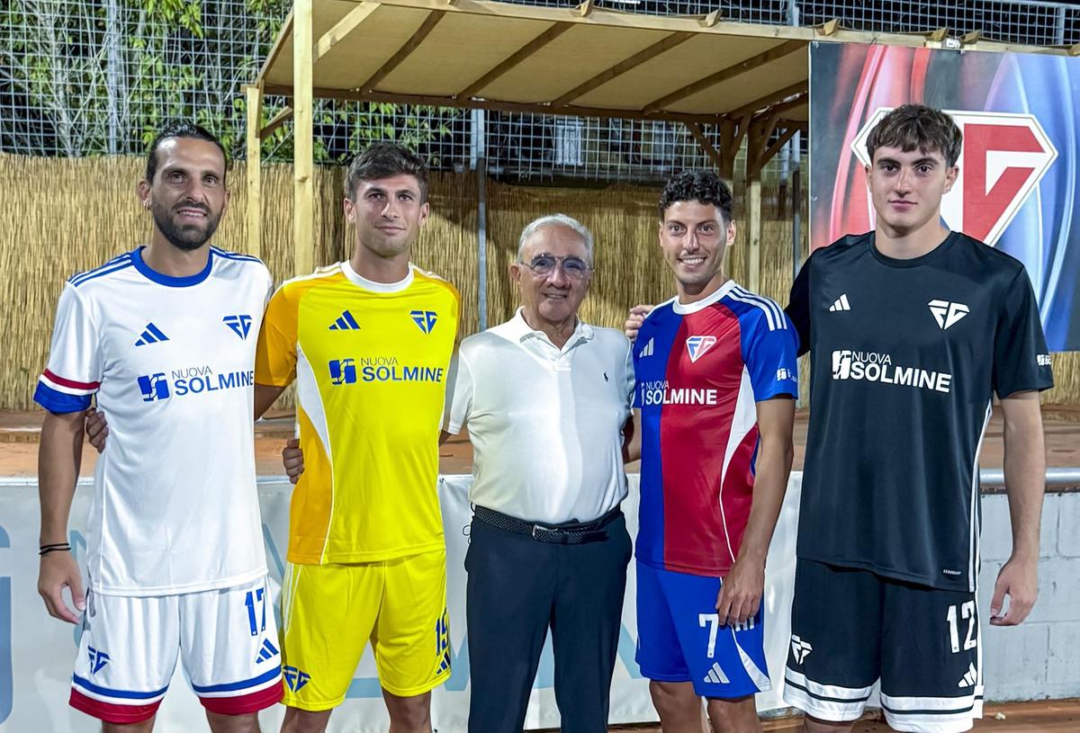 Follonica Gavorrano. Ecco le nuove maglie