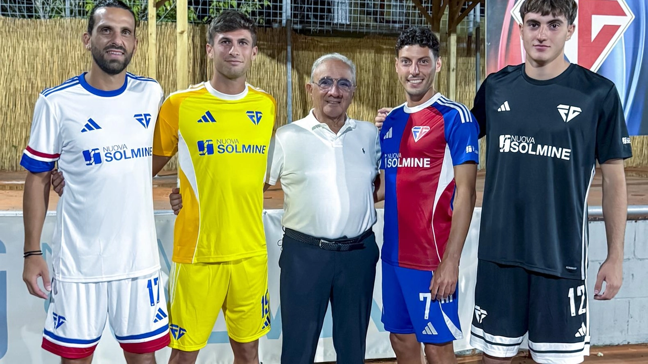 Le nuove divise del FolloGavo, presentate durante la Sagra del Tortello e della Bistecca Hanno già esordito in Coppa Italia