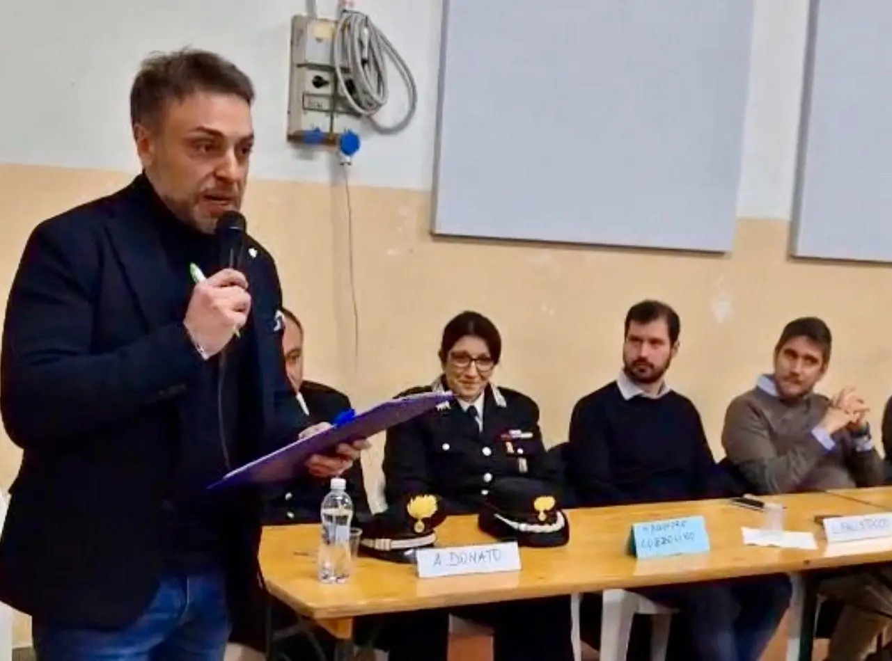 Sicurezza urbana "Istituzioni e cittadini. Fare squadra per contrastare l’illegalità"