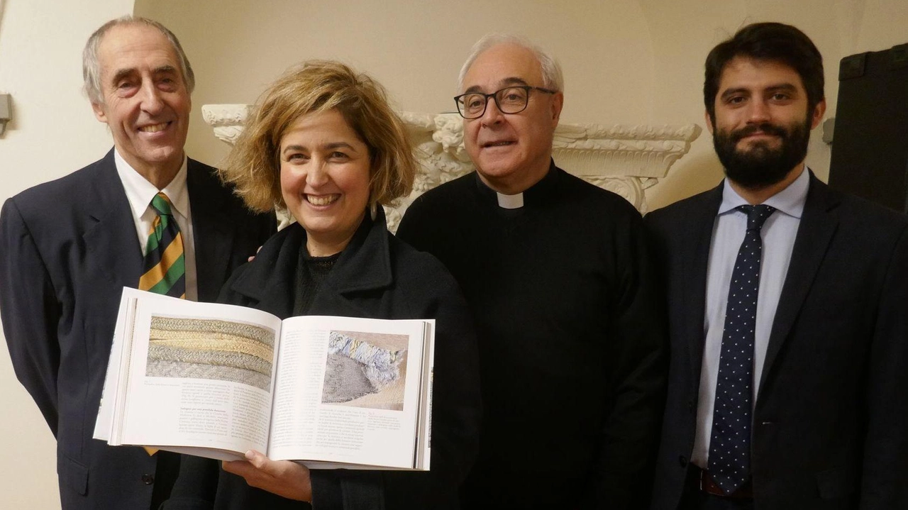 Il libro di Virginia Barni, storica dell’arte, offre nuovi approfondimenti. La presentazione alla città Il libro di Virginia Barni, storica dell’arte, offre nuovi approfondimenti. La presentazione alla città