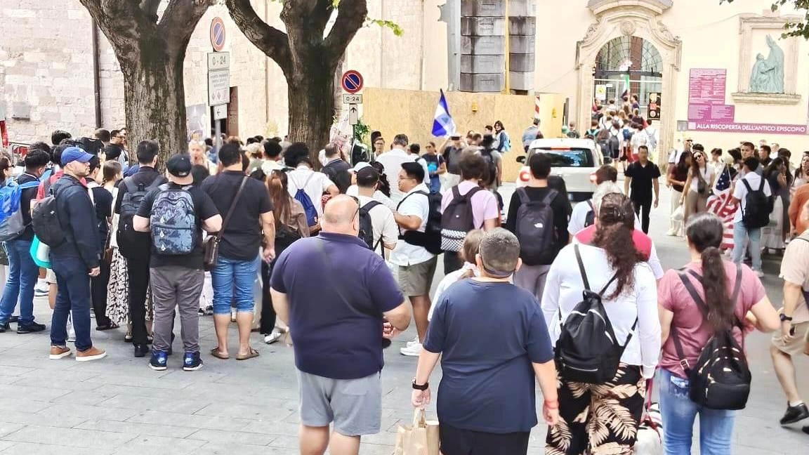 In occasione della canonizzazione di beato Carlo Acutis sono attesi numerosi pellegrini al Santuario della Spogliazione Il Comune ha varato misure specifiche In occasione della canonizzazione di beato Carlo Acutis sono attesi numerosi pellegrini al Santuario della Spogliazione Il Comune ha varato misure specifiche