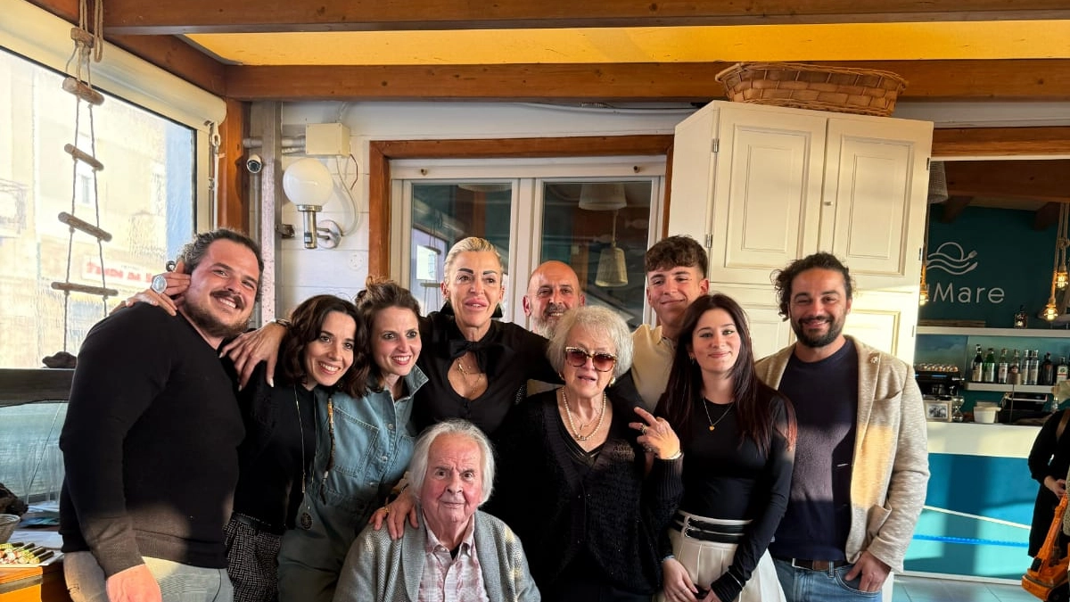 La festa e l'inaugurazione del nuovo ristorante