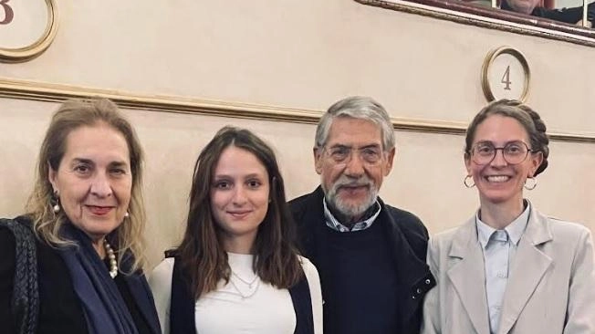 L'Accademia di Belle Arti di Perugia vince il Premio nazionale delle Arti 2024 con l'App "Nics" per la sicurezza notturna, confermando l'eccellenza nel Product Design. L'Accademia di Belle Arti di Perugia vince il Premio nazionale delle Arti 2024 con l'App "Nics" per la sicurezza notturna, confermando l'eccellenza nel Product Design.