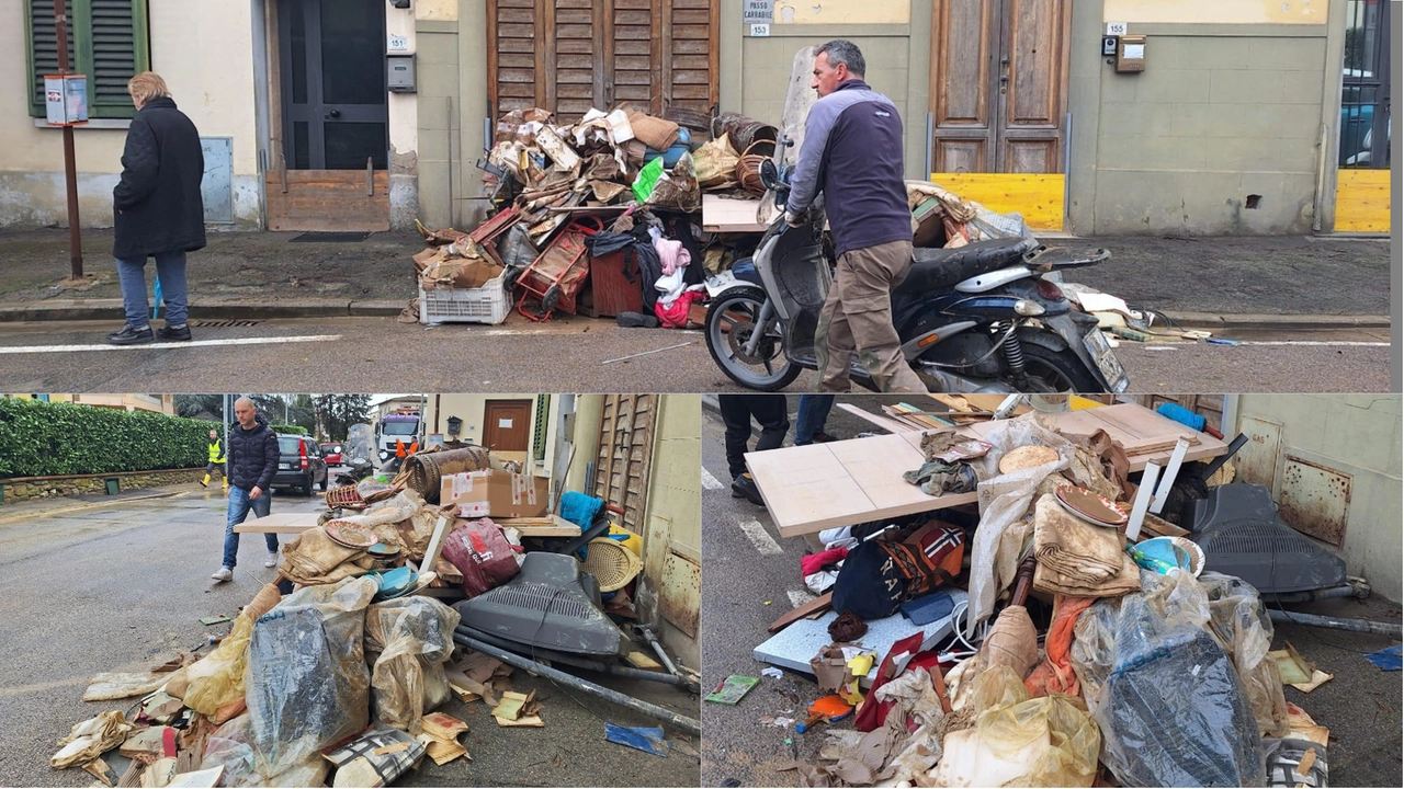 La montagna di rifiuti da buttare in via pian di Grassina, Bagno a Ripoli