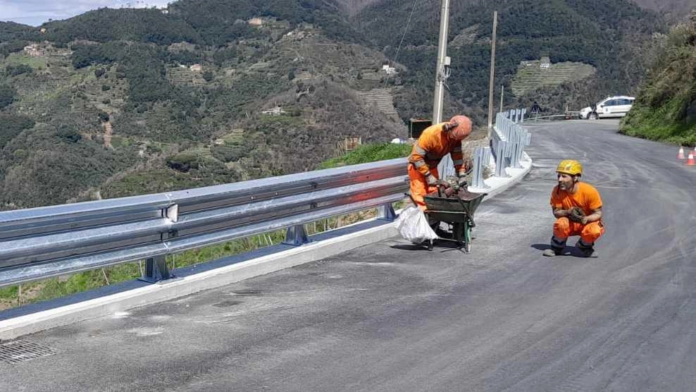 Terminati i lavori, riapre a pieno. regime la. Strada Provinciale 30 dove erano in corso alcuni interventi Terminati i lavori, riapre a pieno. regime la. Strada Provinciale 30 dove erano in corso alcuni interventi