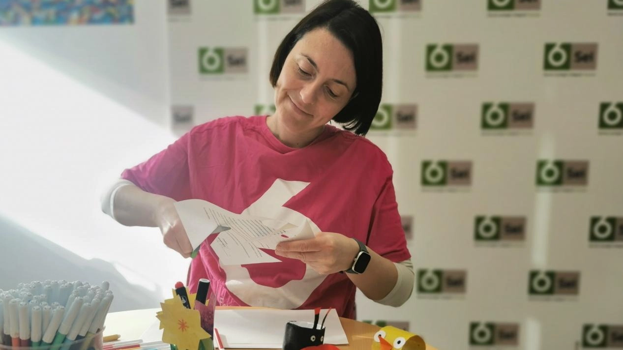 Con l’inizio della scuola riparte ’Ri-Creazione. Da oggetto a rifiuto e ritorno’, il progetto di educazione ambientale che Sei Toscana... Con l’inizio della scuola riparte ’Ri-Creazione. Da oggetto a rifiuto e ritorno’, il progetto di educazione ambientale che Sei Toscana...