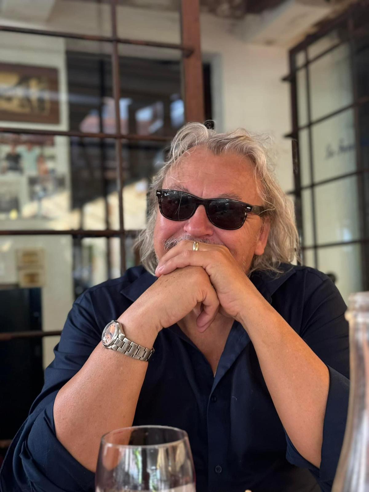 Tiziano Jannacci, esce il nuovo singolo con Janna dal titolo "Acqua Minerale".
