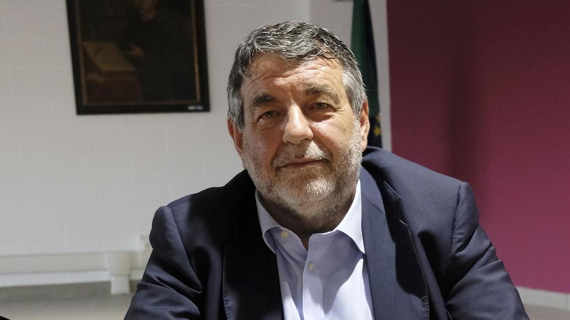 Tubatura in via Predellara. Acam ha risposto a Vesco. Niente lavori fino al 2029 Tubatura in via Predellara. Acam ha risposto a Vesco. Niente lavori fino al 2029