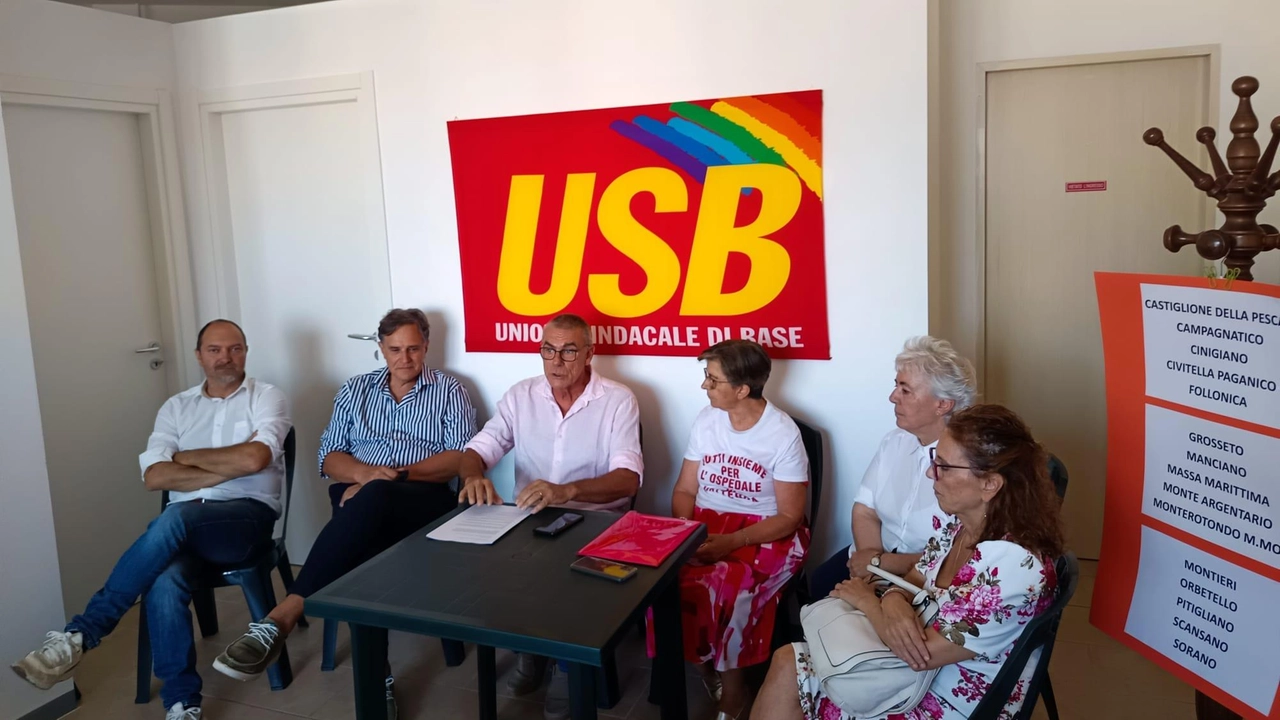 L’incontro di ieri mattina per presentare il referendum con il quale si vuole tornare a una dimensione territoriale della sanità, senza accorpamenti L’incontro di ieri mattina per presentare il referendum con il quale si vuole tornare a una dimensione territoriale della sanità, senza accorpamenti