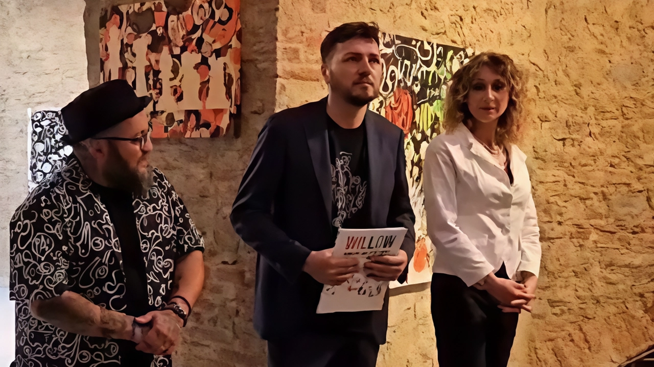 Willow mostra in Fortezza Tra illustrazione e design Fino al 23 agosto l’esposizione dell’artista milanese tra grafica, fumetto e street art Willow mostra in Fortezza Tra illustrazione e design Fino al 23 agosto l’esposizione dell’artista milanese tra grafica, fumetto e street art