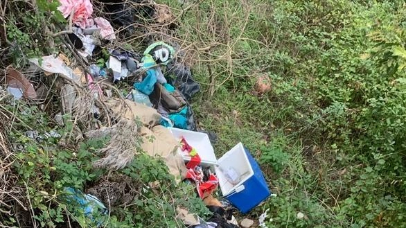 Una discarica a cielo aperto in una foto di repertorio Una discarica a cielo aperto in una foto di repertorio