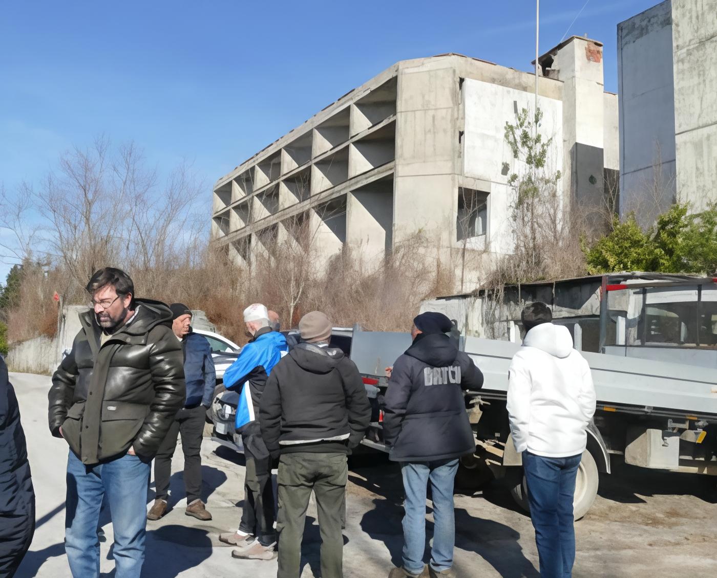 Un futuro per l’ex colonia Ipost: "Prima di tutto la sicurezza poi trasformazione in risorsa" Un futuro per l’ex colonia Ipost: "Prima di tutto la sicurezza poi trasformazione in risorsa"