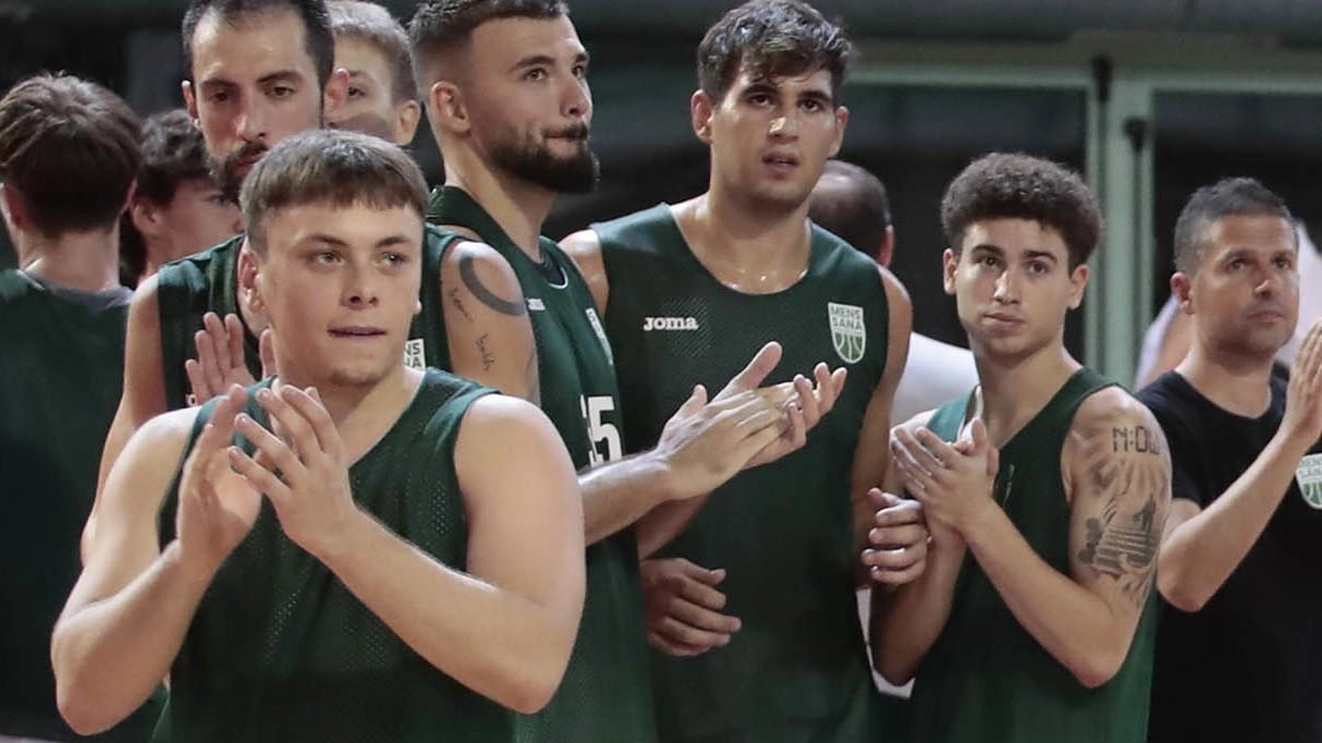 San Miniato vince amichevole pre campionato contro Etrusca Basket. Prosek e compagni mostrano buone prospettive. Prossimi incontri in programma. Abbonamenti disponibili. San Miniato vince amichevole pre campionato contro Etrusca Basket. Prosek e compagni mostrano buone prospettive. Prossimi incontri in programma. Abbonamenti disponibili.