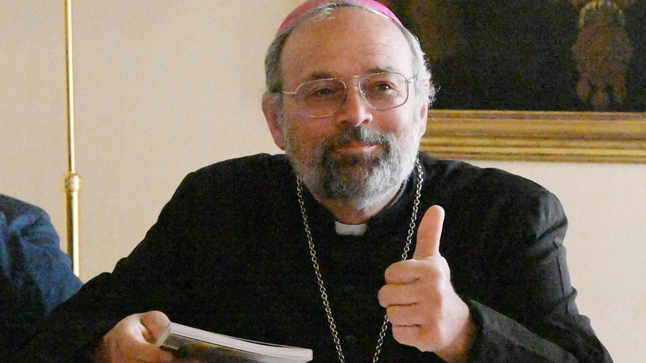 Messaggio dell’arcivescovo Giulietti ai docenti e agli alunni in vista della ripresa dell’attività scolastica Messaggio dell’arcivescovo Giulietti ai docenti e agli alunni in vista della ripresa dell’attività scolastica
