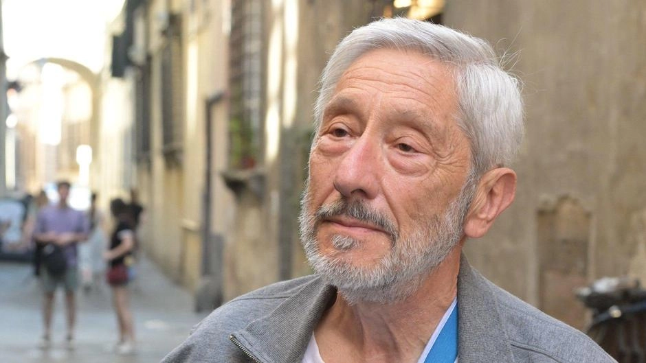 Vinicio Fruzzetti nel luogo dove fu aggredito due mesi fa (foto Alcide) Vinicio Fruzzetti nel luogo dove fu aggredito due mesi fa (foto Alcide)