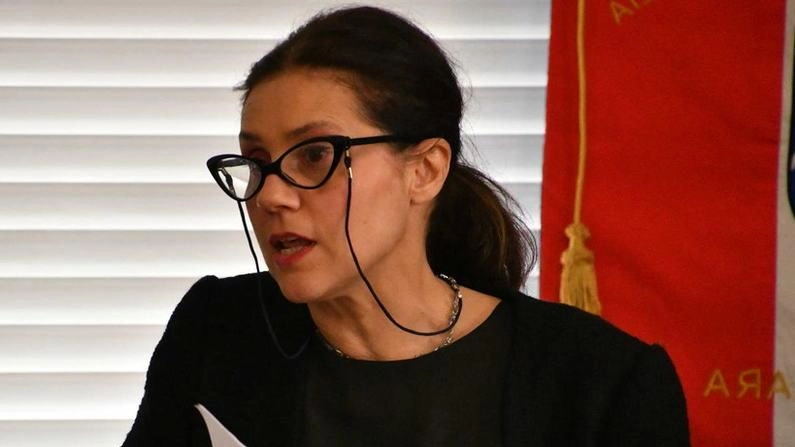 Francesca Nepori, classe ‘73 massese purosangue, è dal primo gennaio 2020 alla direzione dell’Archivio di Stato di Massa Francesca Nepori, classe ‘73 massese purosangue, è dal primo gennaio 2020 alla direzione dell’Archivio di Stato di Massa
