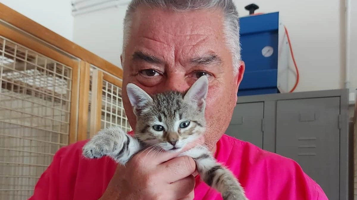 Il veterinario Alberto Brandi in una foto d'archivio