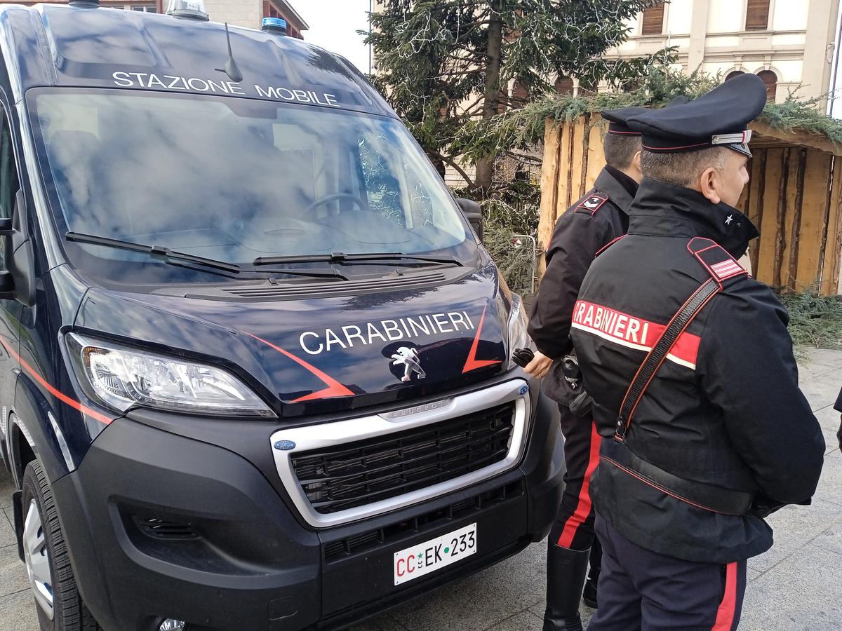 Stalking condominiale denunciato: musica a tutto volume in piena notte Stalking condominiale denunciato: musica a tutto volume in piena notte
