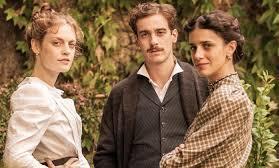 https://www.lanazione.it/image-service/view/acePublic/alias/contentid/NjFmZGUxZWMtZmMxNC00/0/zvani-in-anteprima-a-barga-il-film-romanzo-di-pascoli.jpeg