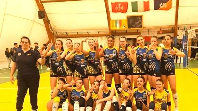 Le giovani pallavoliste valdinievoline ai aggiudicano con merito la competizione organizzata da Dream Volley in collaborazione con Migliarino
