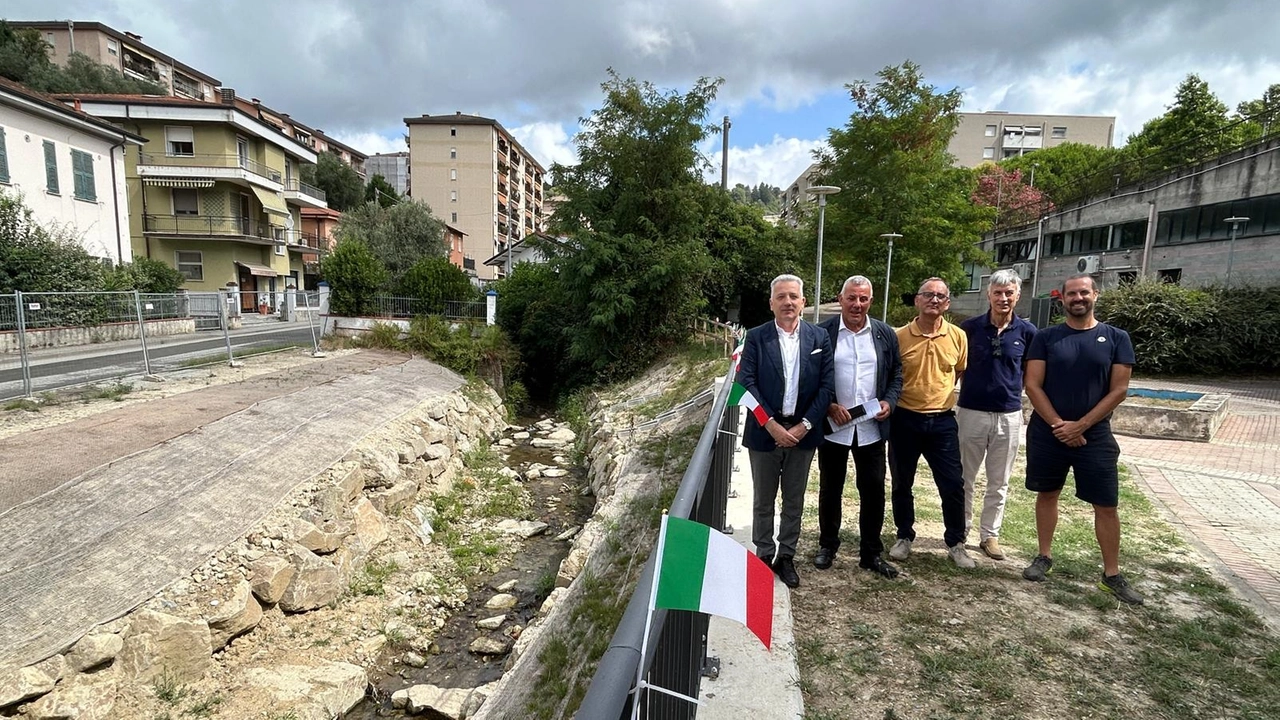 Peracchini, Cimino, i tecnici e i titolari della ditta Peracchini, Cimino, i tecnici e i titolari della ditta