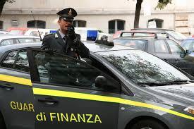 la guardia di finanza cerca un appartamento ad arezzo