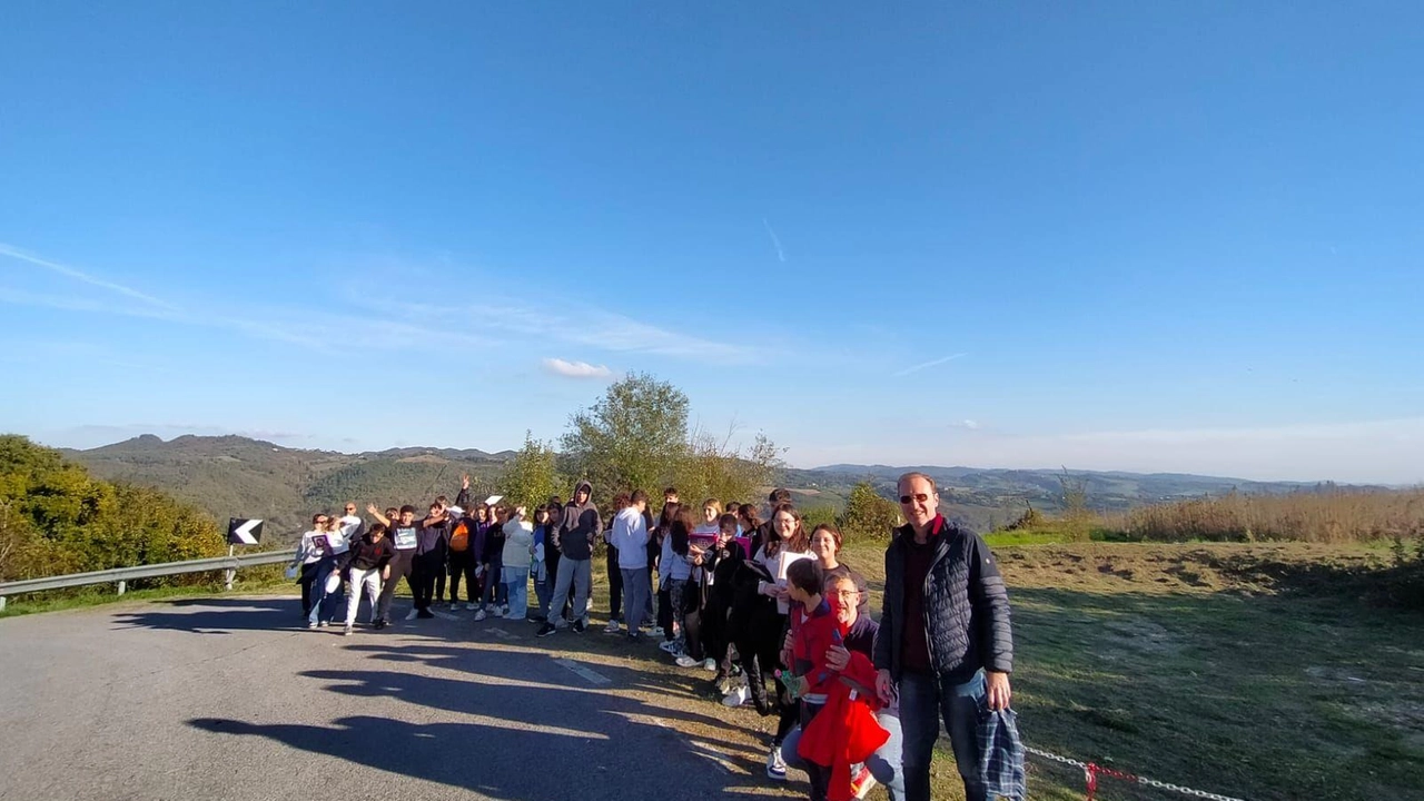 I giornalisti in erba. in visita alla frana