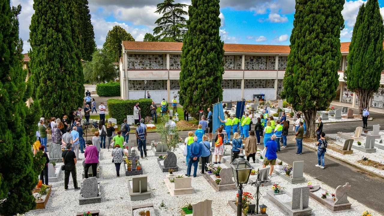 Concluso l’intervento di ampliamento del cimitero comunale (foto d’archivio) Concluso l’intervento di ampliamento del cimitero comunale (foto d’archivio)