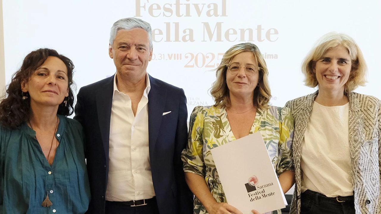 Presentata nella sede di Fondazione la 22ª edizione della rassegna sarzanese. La lectio magistralis in piazza Matteotti affidata a Paolo Magri presidente Ispi. Presentata nella sede di Fondazione la 22ª edizione della rassegna sarzanese. La lectio magistralis in piazza Matteotti affidata a Paolo Magri presidente Ispi.