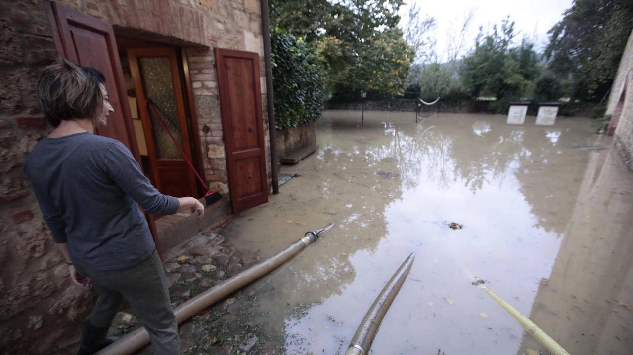 Una delle aree senesi colpita dall’alluvione del 17 ottobre Una delle aree senesi colpita dall’alluvione del 17 ottobre
