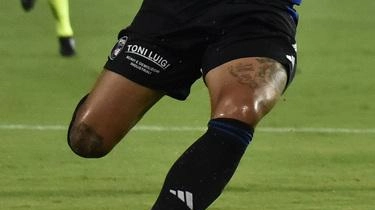 La campagna acquisti, lo zoccolo duro e l’arrivo di tanti stranieri. E il mister subito disse: "Sì, mi piace" La campagna acquisti, lo zoccolo duro e l’arrivo di tanti stranieri. E il mister subito disse: "Sì, mi piace"
