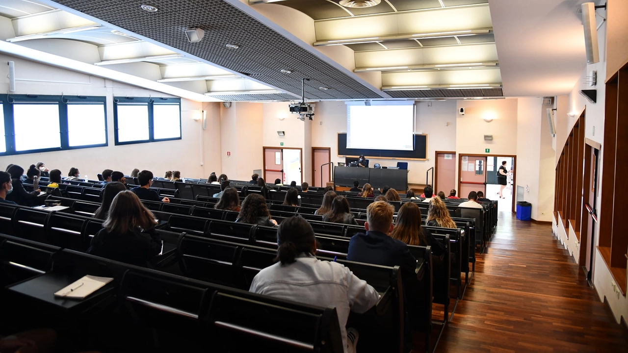 Medicina, primo semestre aperto a tutti. Firenze sceglie la didattica flessibile Medicina, primo semestre aperto a tutti. Firenze sceglie la didattica flessibile