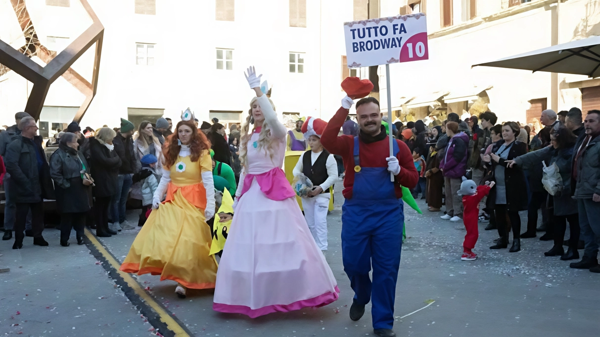 Sansepolcro si prepara a celebrare il Carnevale con un raddoppio di appuntamento e con la staffetta con Anghiari. Domenica 23...