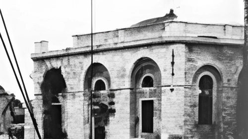 Due immagini storiche che ricordano il drammatico bombardamento del 31 agosto 1943 Due immagini storiche che ricordano il drammatico bombardamento del 31 agosto 1943