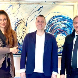 All'Art Hotel, Vanni presenta 'Riflessi d'altrove. Lo specchio nella storia dell'arte"
